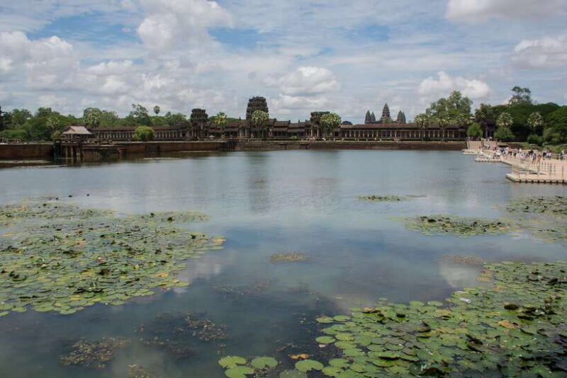 private-angkor-wat-temple-tour-2