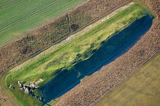 private-archaeologist-led-stonehenge-salisbury-and-avebury-tour