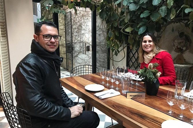 private-argentinian-wine-tasting-in-downtown