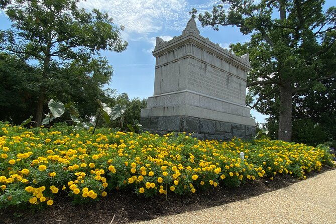 private-arlington-cemetery-tour-for-up-to-10-guests