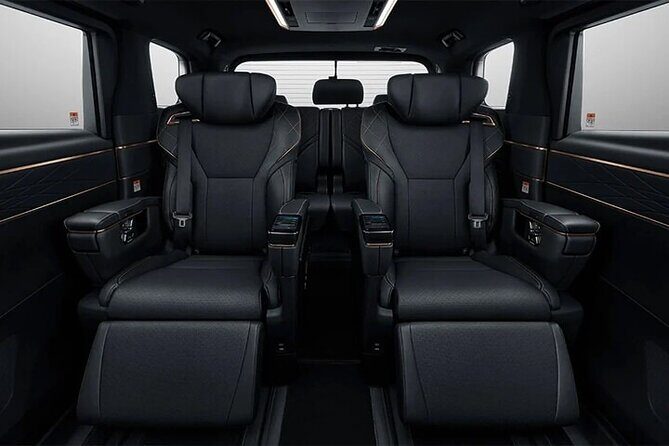 Private Arrival from Itami Airport ITM to Osaka City by Minivan - The Real-World Experience