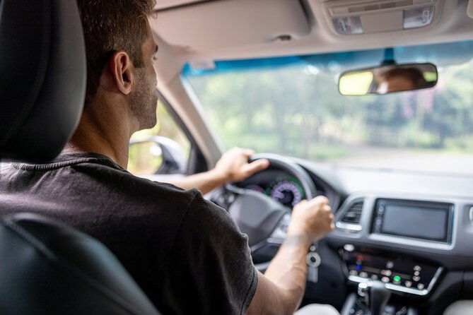 private-arrival-or-departure-transfer-alfonso-bonilla-aragon-airport