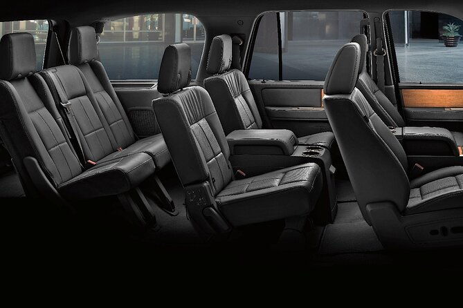 private-arrival-transfer-buffalo-niagara-international-airport-to-niagara-falls-new-york