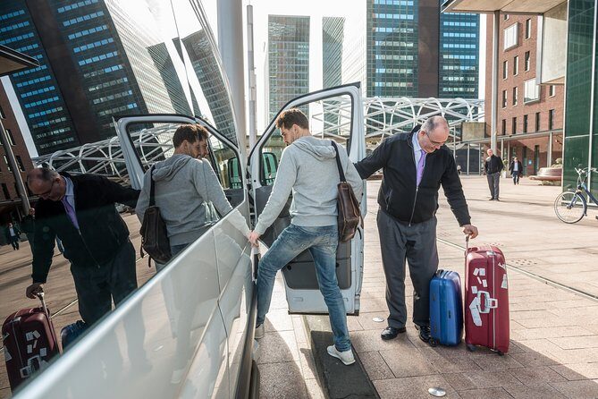 Private Arrival Transfer: Dulles Airport to Washington DC (any Hotel or Address) - The Sum Up