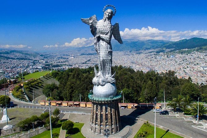 private-arrival-transfer-from-airport-to-quito-one-way