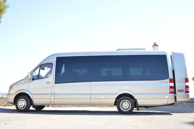 private-arrival-transfer-from-barcelona-airport-to-sitges