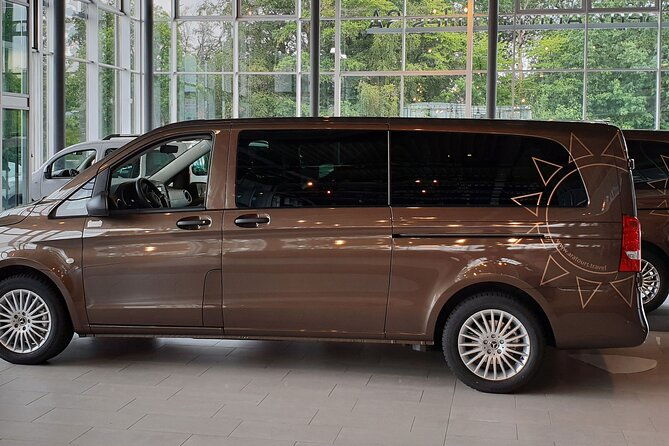 private-arrival-transfer-from-geneva-airport-to-evian-les-bains-france