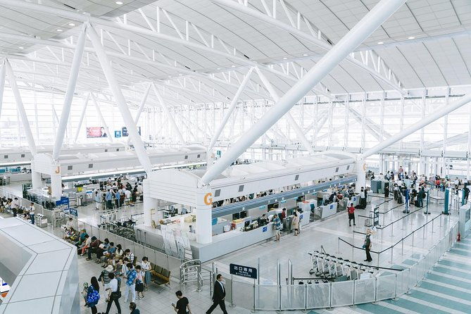 private-arrival-transfer-fukuoka-international-airport-to-fukuoka-city