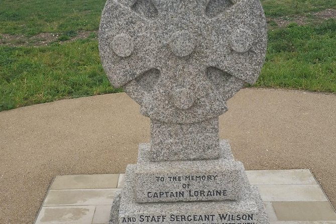 private-arrival-transfer-heathrow-airport-to-london-with-stopover-at-stonehenge