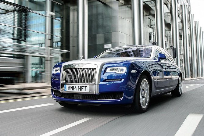 private-arrival-transfer-in-a-luxury-rolls-royce-from-heathrow-airport-to-central-london
