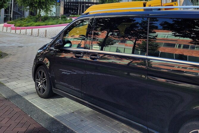 private-arrival-transfer-schiphol-airport-amsterdam