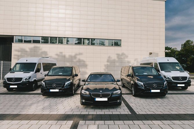 private-arrival-transfer-warsaw-chopin-airport-2