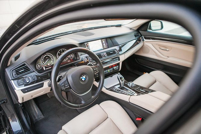 private-arrival-transfer-warsaw-chopin-airport-2