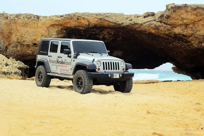 private-aruba-jeep-tour-exciting-attractions-and-panoramic-views