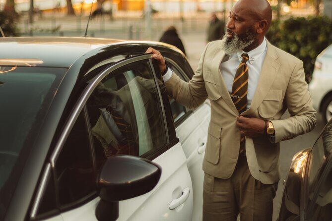 Private Auckland Airport Transfer to/from Auckland Hotels -SUV - FAQ