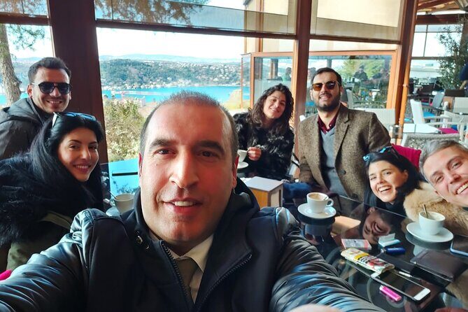 Private Auckland Sunset Tour Coastlines, Views and Golden Magic - FAQ