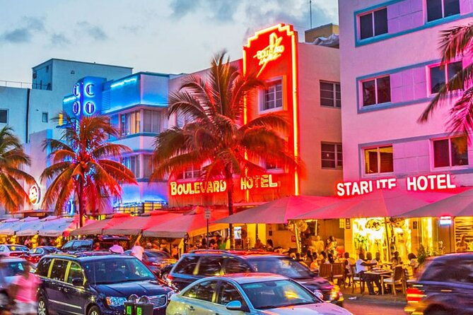 private-audio-guided-walking-tour-in-miami