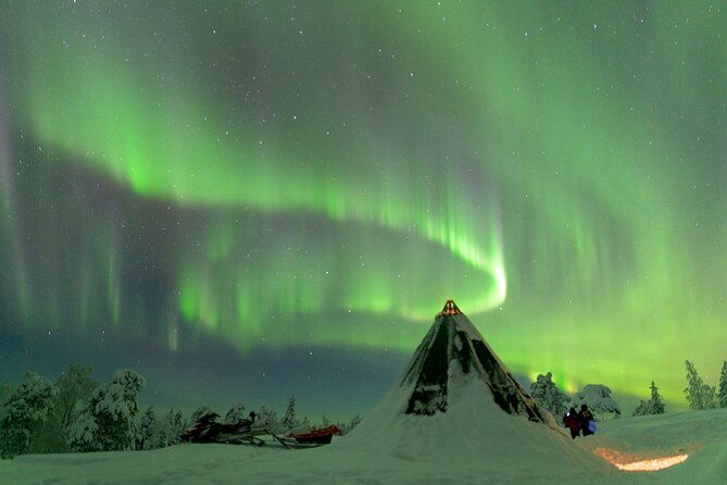 private-aurora-tour-5-or-more-by-aurora-experts-rovaniemi