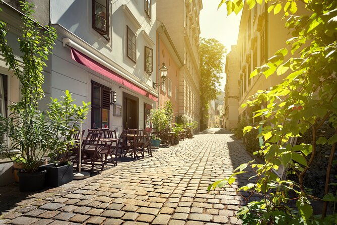private-austrian-beer-tasting-tour-in-vienna-old-town