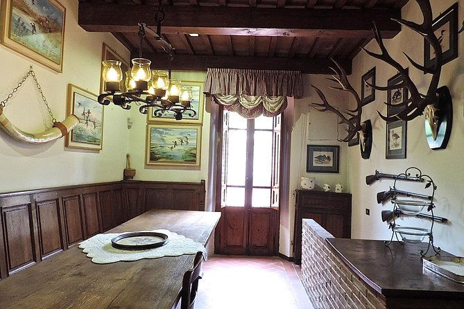 private-authentic-dining-experience-in-a-tuscan-villa-with-simona