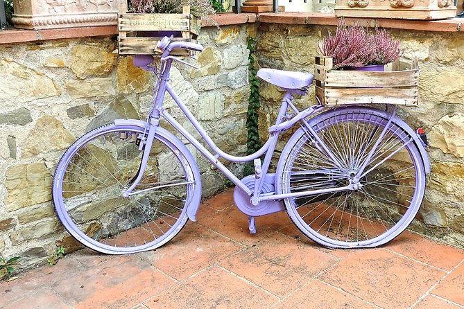 private-authentic-dining-experience-in-a-tuscan-villa-with-simona