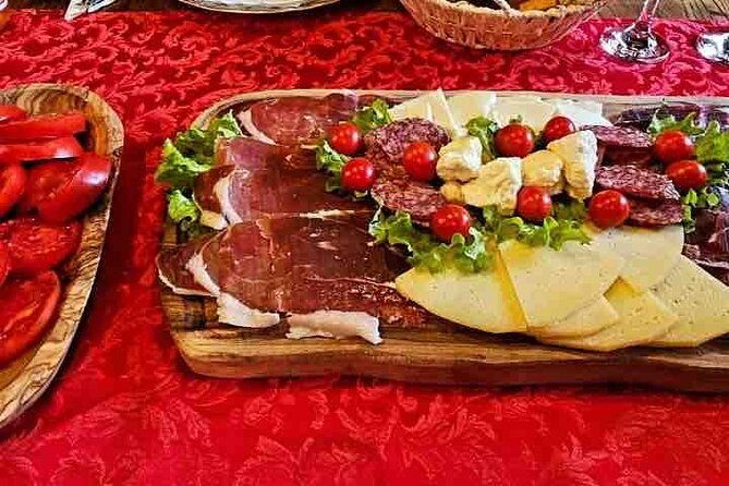 private-authentic-family-home-lunch-tour-from-dubrovnik