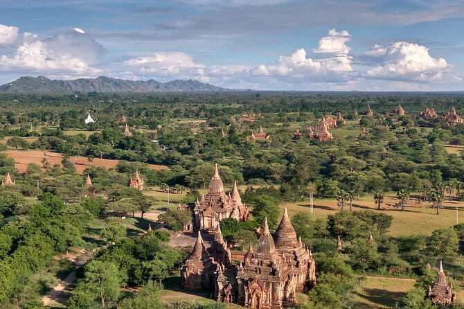 Private Bagan day tour by car with horse cart - Key Points