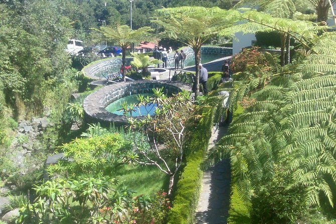 private-balcoes-walk-a-framed-houses-tour-2