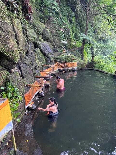 private-balinese-body-and-soul-cleansing-journey