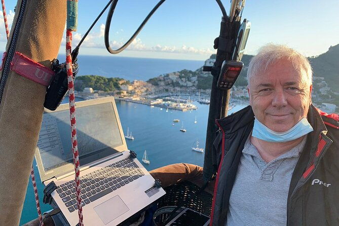 private-balloon-flight-over-mallorca-for-two-people