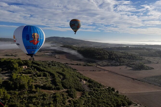 private-balloon-flight-over-mallorca-for-two-people