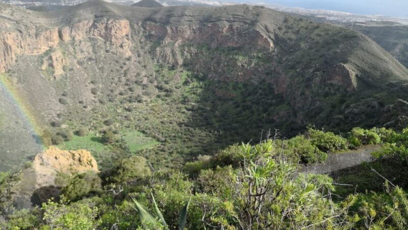 private-bandama-caldera-botanic-garden-wine-old-town