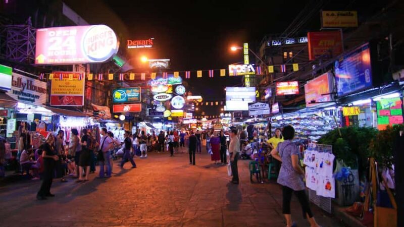 Private Bangkok By Night: Markets, Temples & Riverside - Who Is This Tour Best For?