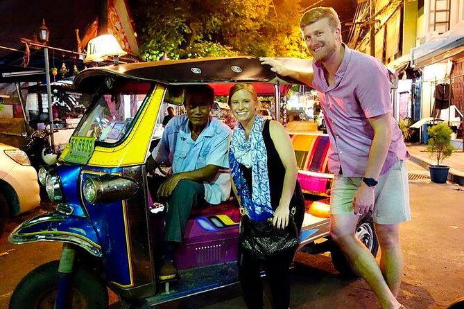 Private - Bangkok TUKTUK Tour by Night incl. snack and cold drink - Frequently Asked Questions