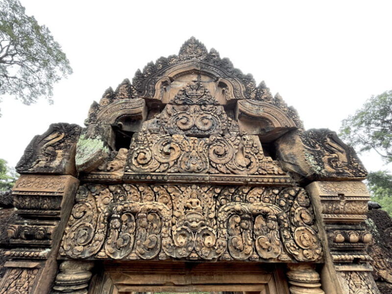 private-banteay-srei-and-grand-tour-leading-by-expert-guide