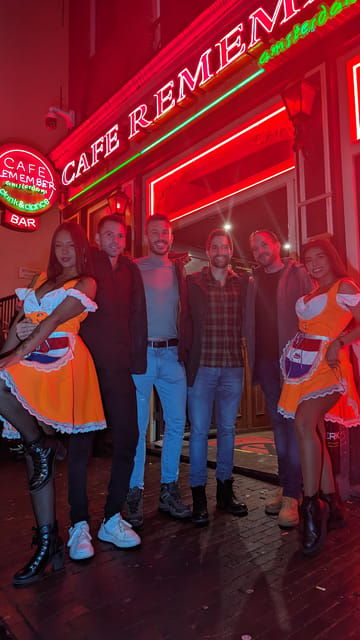 private-bar-tour-with-bar-maid-guide-amsterdam-red-light