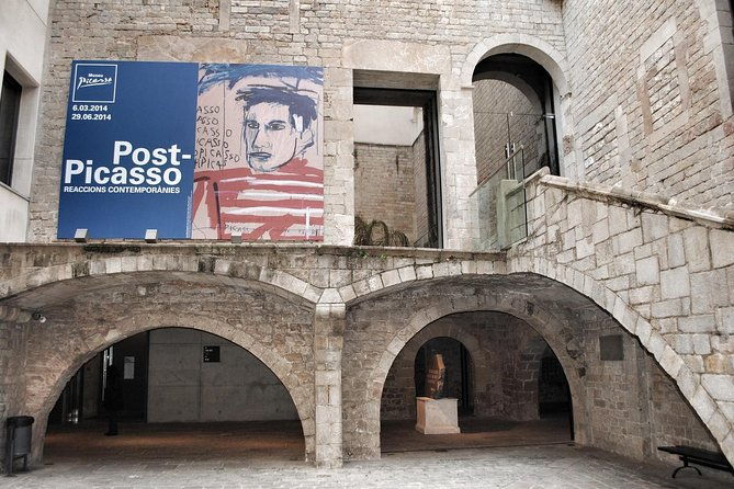 private-barcelona-art-and-tapas-walking-tour-with-picasso-museum-2