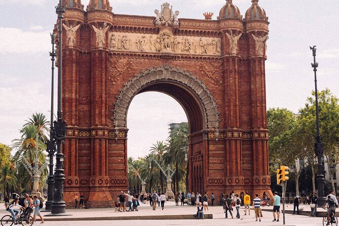 private-barcelona-full-day-personalized-city-tour