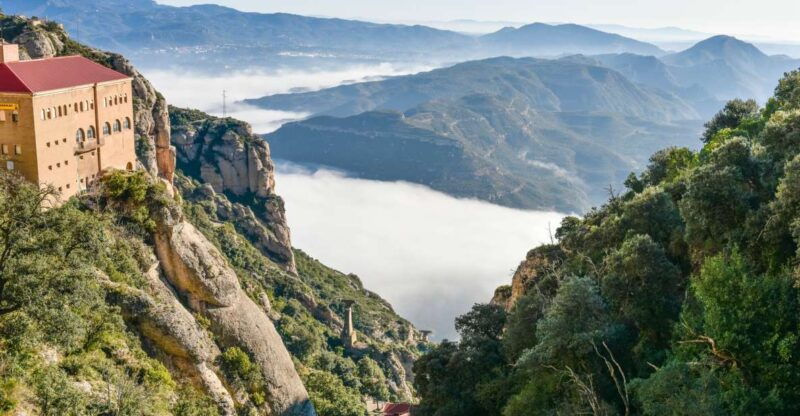 private-barcelona-montserrat-tour-with-pick-up