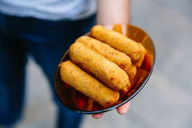 private-barcelona-night-tapas-tour-with-flamenco-show