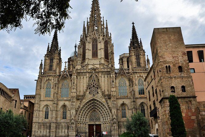 Private Barcelona Old Town and Gothic Quarter Walking Tour - What Travelers Love About This Tour