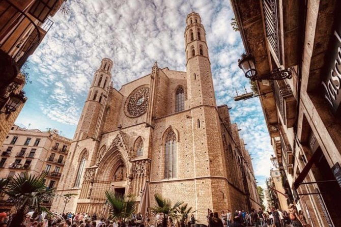 private-barcelona-walking-tour-with-flamenco-show-tapas-dinner