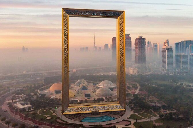 Private Basis: City Tour of Old & New Dubai through Dubai Frame - Key Points