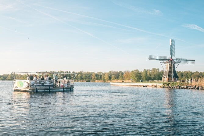 private-bbq-cruise-tour-at-lake-paterswoldsemeer-with-drinks