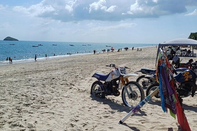 private-beach-day-in-santa-clara-pacific-ocean