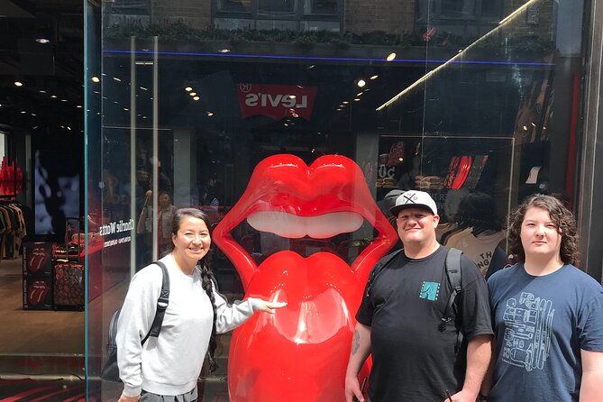 private-beatles-and-london-rock-tour-in-electric-taxi