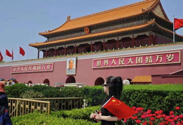 private-beijing-layover-tour-great-wall-and-panda-house