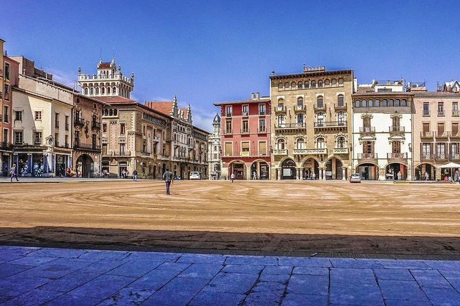 private-besalu-3-medieval-towns-tour-with-hotel-pickup-from-barcelona