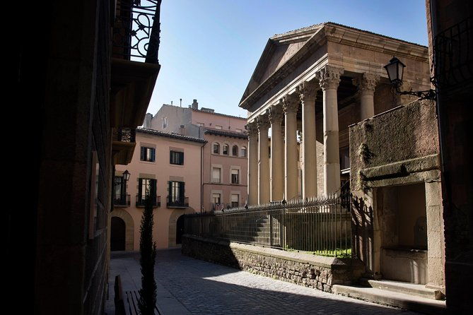 private-besalu-3-medieval-towns-tour-with-hotel-pickup-from-barcelona