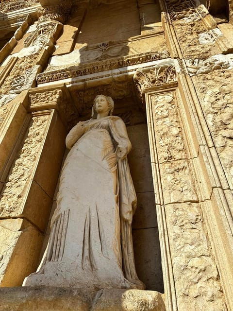 private-biblical-ephesus-tour-with-bible-oriented-tour-guide
